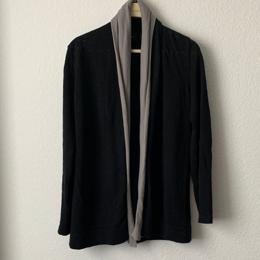 Axcess Elegant Black Cardigan with Soft Gray Accents